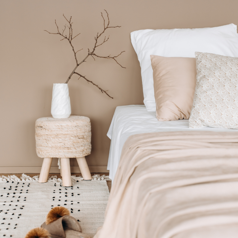 How to Decorate Your First Apartment on a Budget