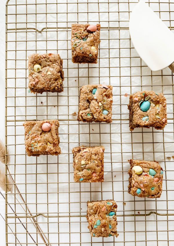 Cadbury Mini Egg Blondies