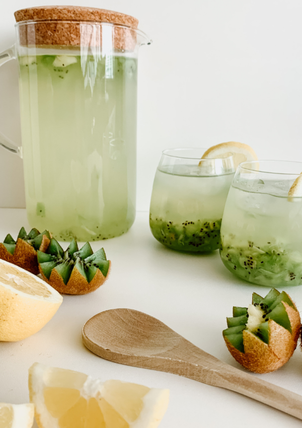 Fresh & Sweet Kiwi Lemonade