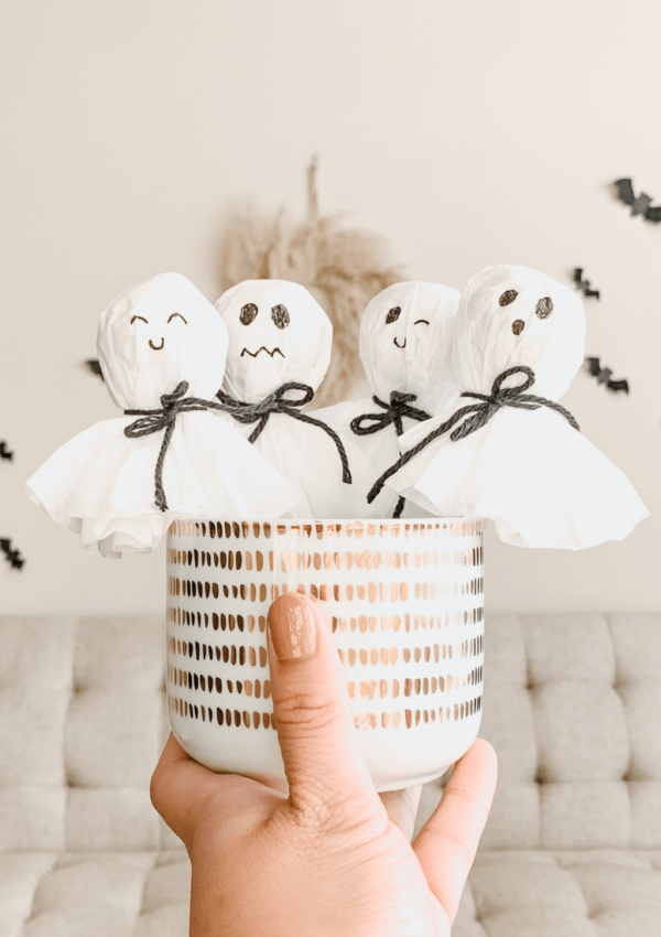 Coffee Filter Ghosts Halloween Craft