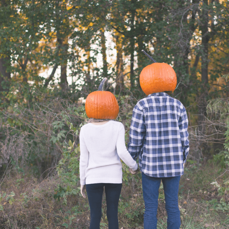 13+ Spooky Halloween Themed Date Night Activities