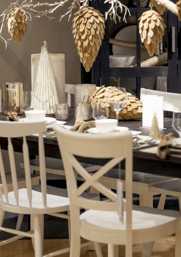 10 Gorgeous Christmas Table Settings