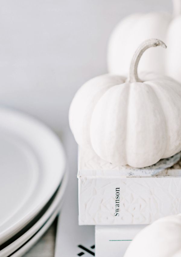 7 Fall Mantel Decor Must-Haves