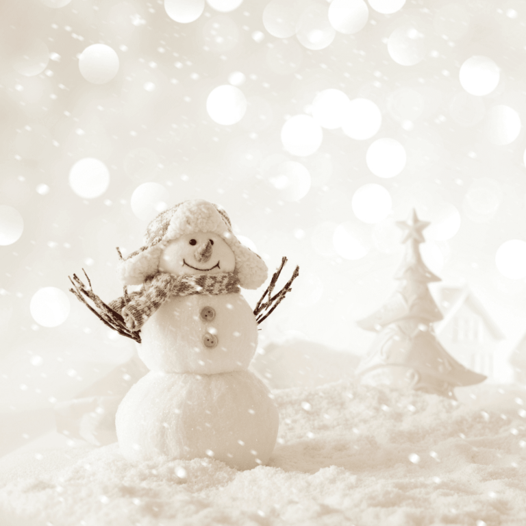 7 Simple Office Friendly Christmas Decor