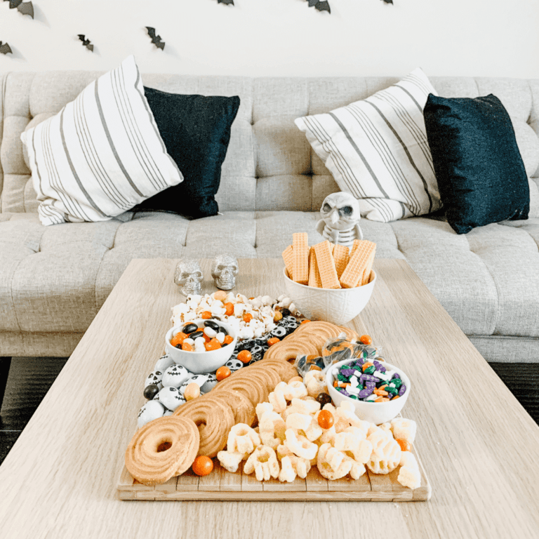 Easy Halloween Treat Board