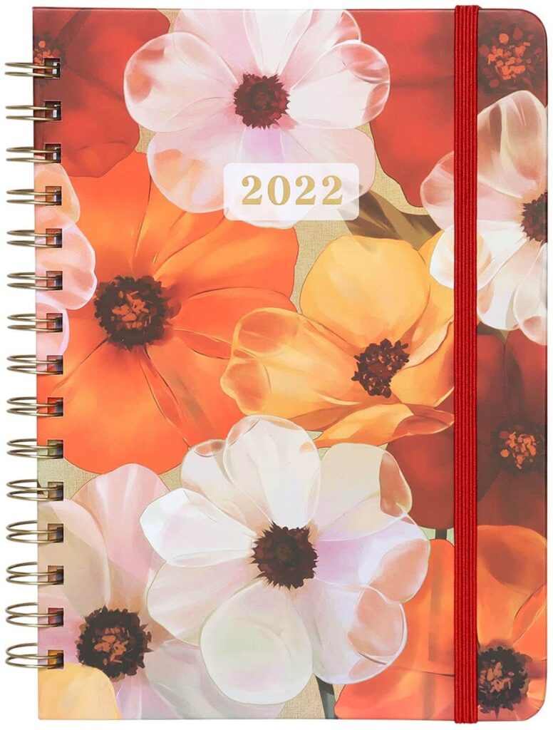 18 Girly Etsy Planners to buy for the New Year - 14