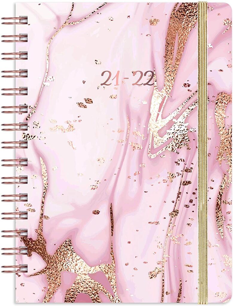 18 Girly Etsy Planners to buy for the New Year - 4