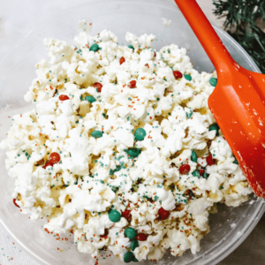 Quick Sweet and Salty Christmas Popcorn