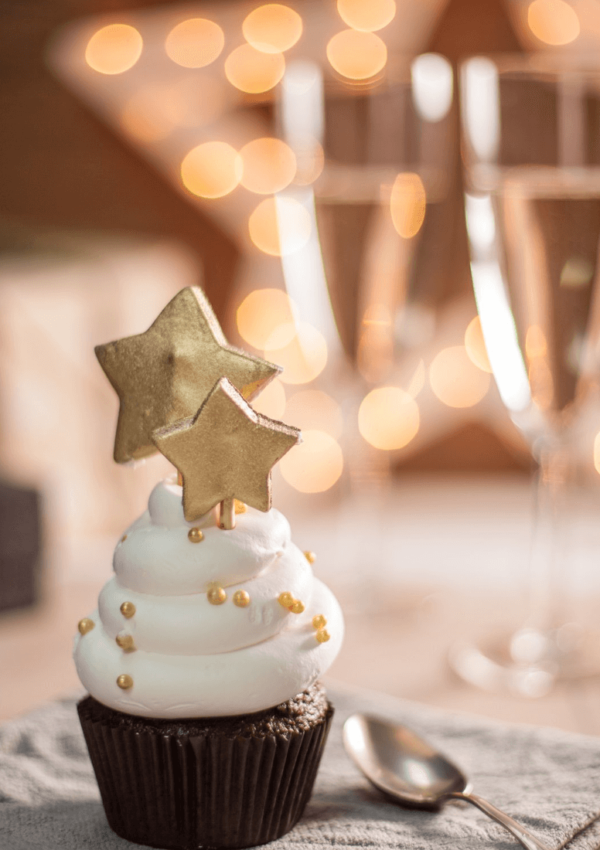 10 Fun Homemade New Year’s Eve Decoration Ideas