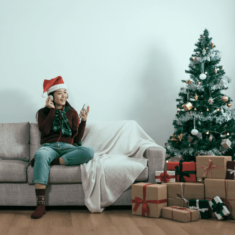 The ULTIMATE 100 Pop Christmas Song Playlist