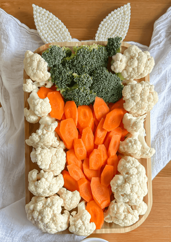 Easter Veggie Tray – Carrot Themed