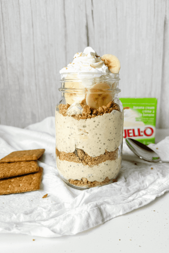 Banana Pudding Overnight Oats - Lynn Mumbing Mejia - Pin 1