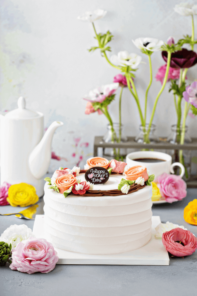 30+ Gorgeous Cake Designs For Mother's Day - Pin 2 - Lynn Mumbing Mejia