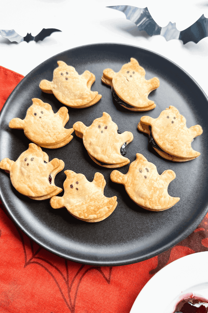 Easy Boo-Berry Ghost Hand Pies - Lynn Mumbing Mejia - Blog Pin 2