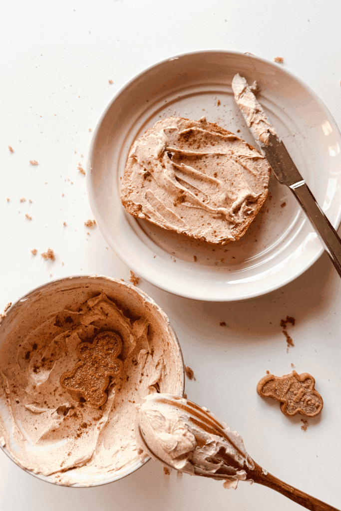 Gingerbread Cream Cheese - Lynn Mumbing Mejia - Featured Blog Pin 2